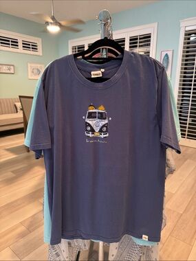Classic Navy Graphic Tee with Camper Design - Unbranded